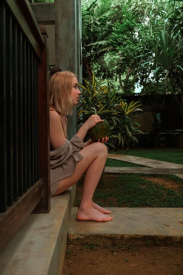 What's the Impact of Digital Detox Retreats on Mental Well-being for UK's City Dwellers?